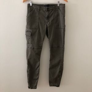 Abercrombie and Fitch Olive Cargo Pants - 27